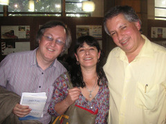 De izq. a der.:Jose Luis Fernández, Lilian Elphick y Diego Muñoz V. 5152375367 8bd38e36ce m